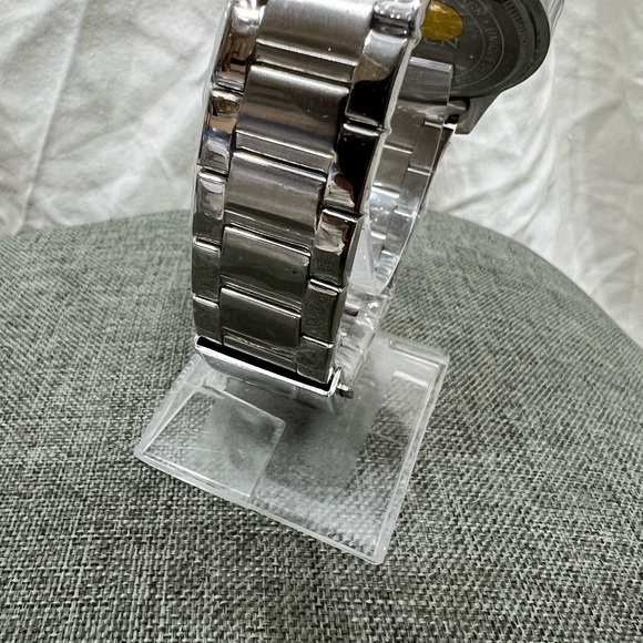 NWOT..Fashion Jewelry Mens Stainless Steel Watch. Business Watch Very Sl… - Picture 16 of 16